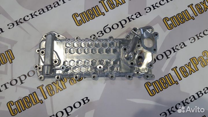 Крышка теплообменника двигателя 4HK Hitachi ZX