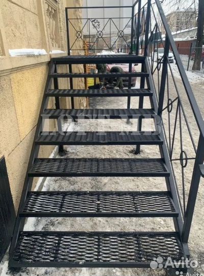 Лестница на вход. Входная лестница №190