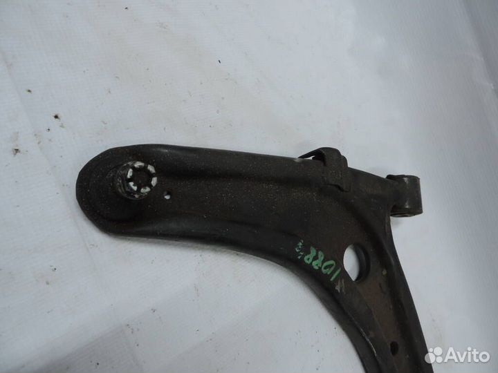 Рычаг подвеский передний левый Honda Fit Aria 2001 - 2009