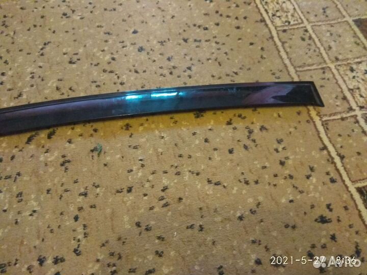 Дифлекторы задних двирей