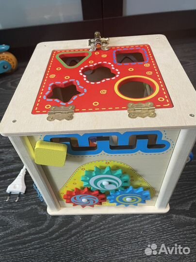 Новый Бизиборд бизикуб развивающий детский