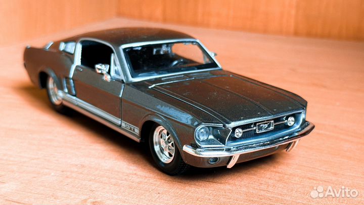 Ford Mustang GT 500 1967 1:24