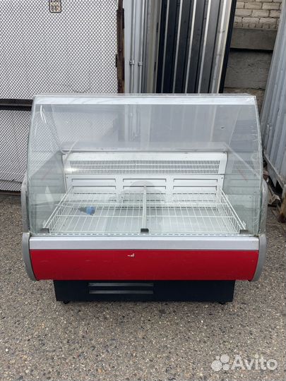 Холодильная витрина