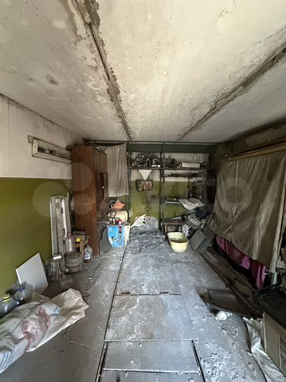 Гараж, > 30 м²