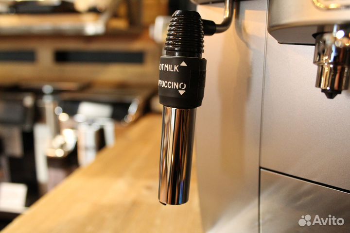 Кофемашина DeLonghi ecam 250.31 SB