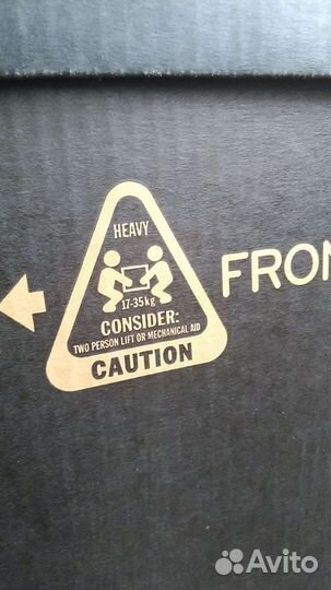 LG oled TV 55EA880V frame design