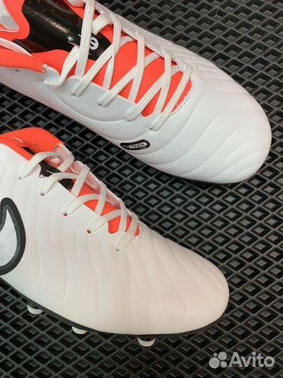 Бутсы Nike Tiempo Legend 10 Academy FG