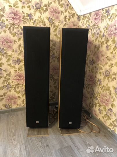 Колонки JBL Northridge E-Series E-80