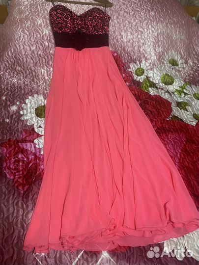 Вечернее платье