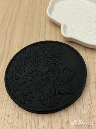 Подставки для украшений и мелочей б/у 2шт