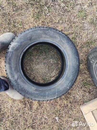 Bfgoodrich G-Force Stud 215/65 R16 102