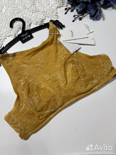 Бюстгальтер топ кружево 80B Triumph