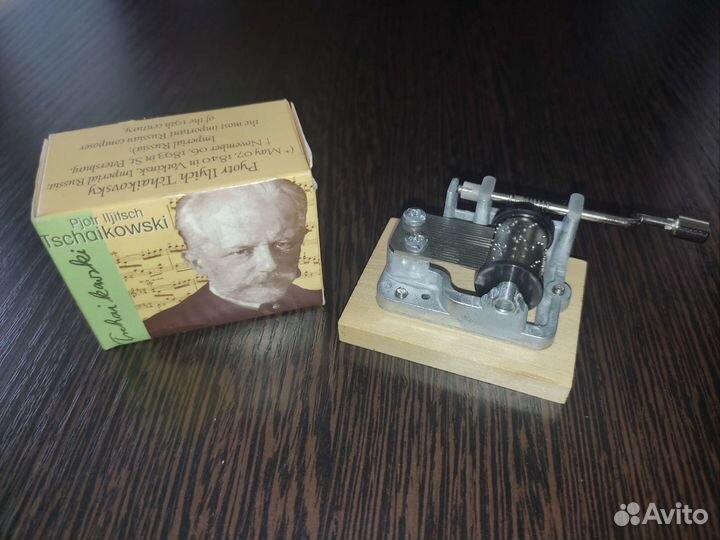 Музыкальная шкатулка/шарманка, Германия