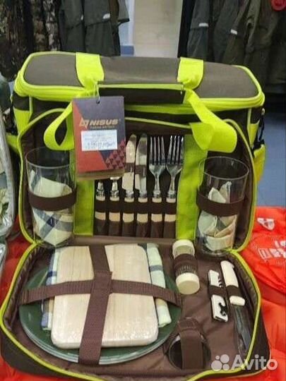 Набор посуды для пикника на 2 человека