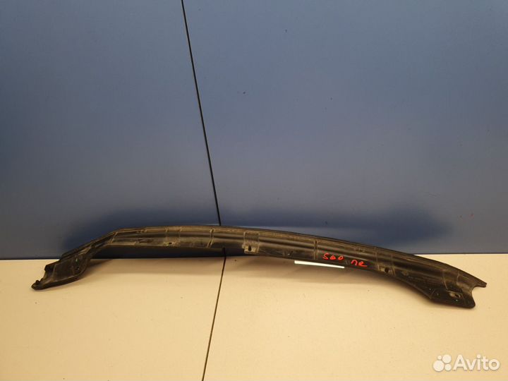 Уплотнитель двери передней правой Volvo S60 2010-2