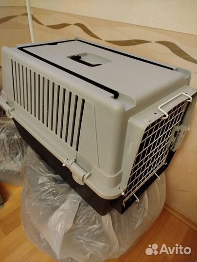 Переноска для собак на колесах