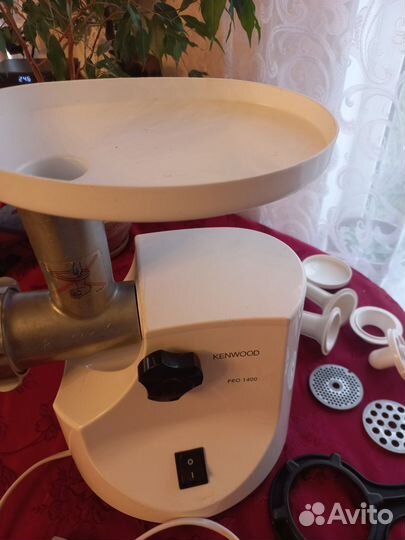 Мясорубка электрическая Kenwood