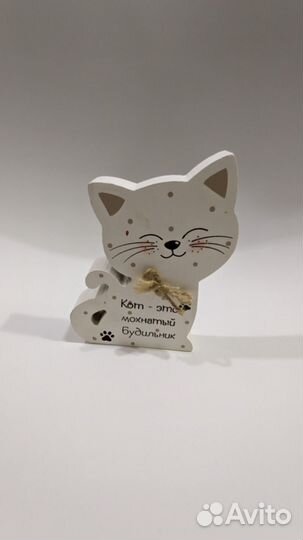 Деревянная фигурка кошочки