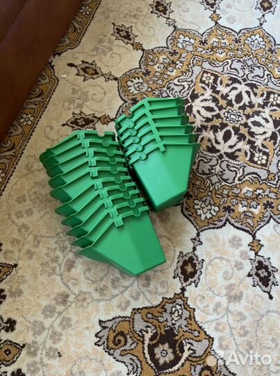 Навесные горшки 12 штук