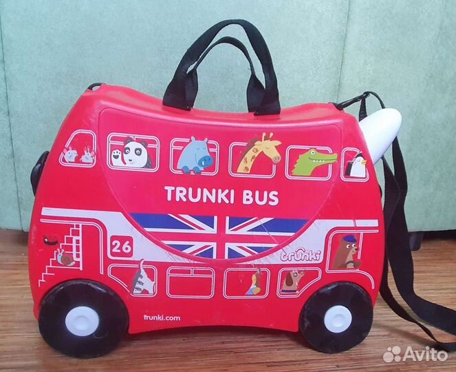 Детский чемодан на колёсиках trunki