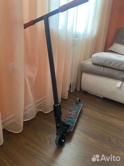 Трюковой самокат