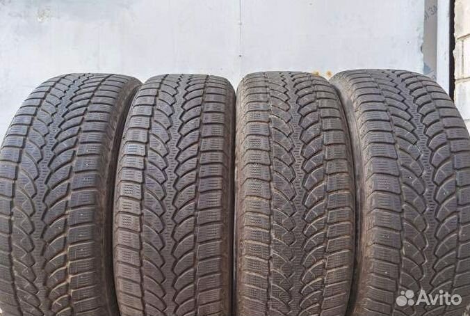Bridgestone Blizzak LM-80 235/55 R19 105V