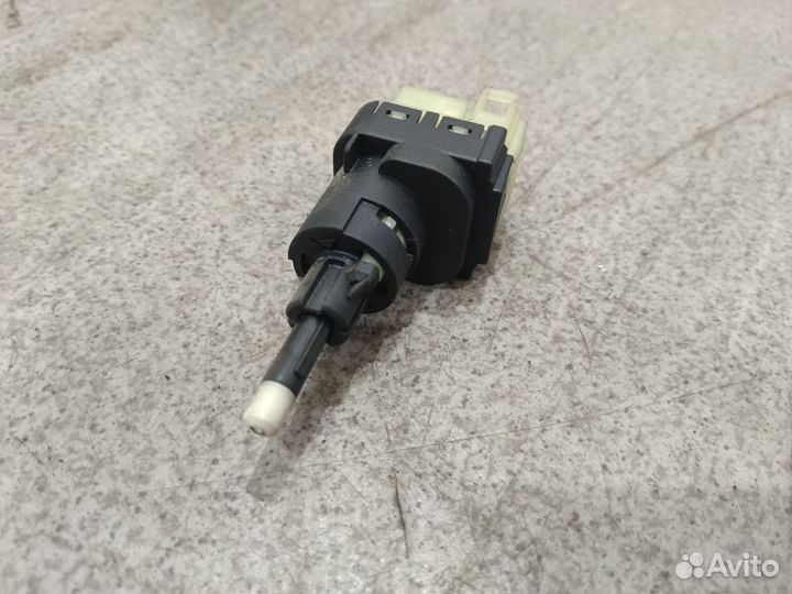 Концевик педали тормоза для Volkswagen Passat B5+