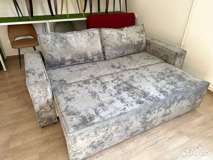 Диван новый