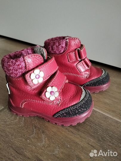 Ботинки кроссовки для девочки