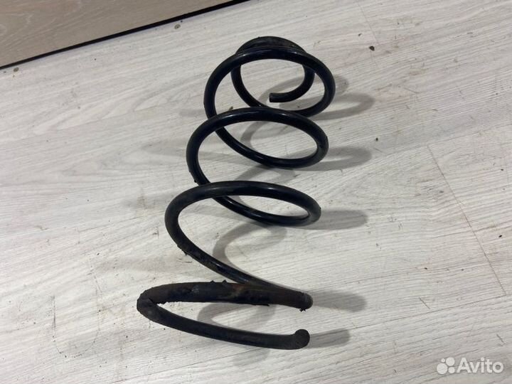 Пружина Ford Focus 2 (04-08) хетчбэк 1.8L