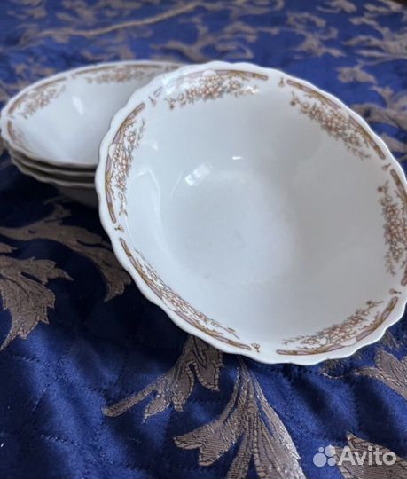 Глубокие суповые тарелки