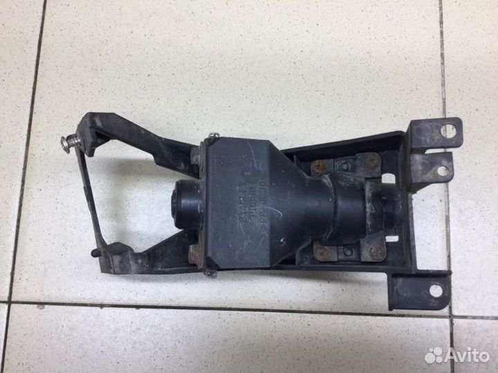 Форсунка омывателя фары правая Mazda 3 BK