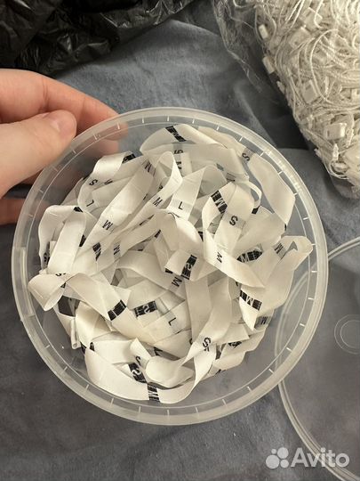 Пуговицы, замки, никтки швейная фурнитура