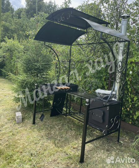 Мангал с крышей