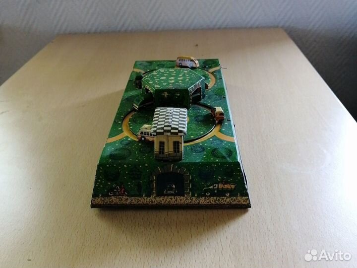 Заводная игрушка 50х годов жестяная