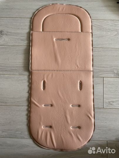 Новый матрасик универсальный для коляски