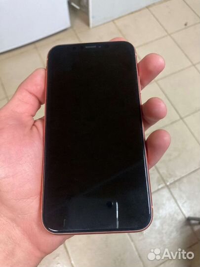 Мобильные телефоны бу iPhone 10