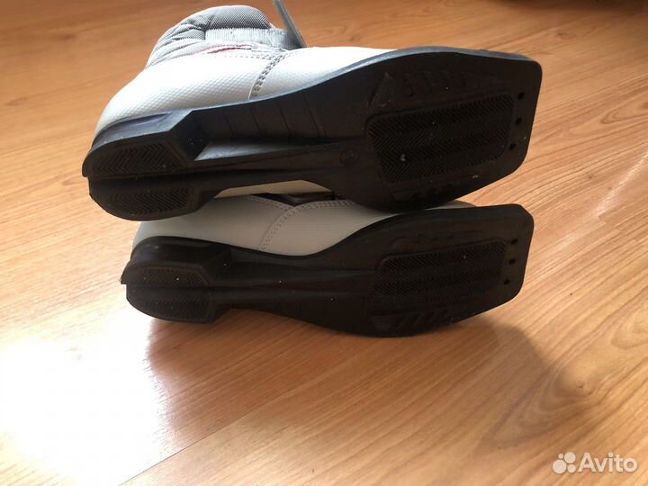 Лыжные ботинки детские