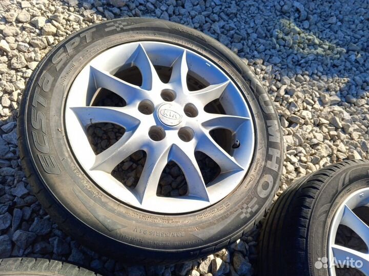 Диски R16 5x114,3 с резиной 205/55/16 на Kia Ceed