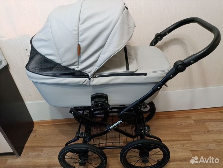 Коляска-люлька 1в1 Pituso для новорожденных