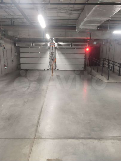 Машиноместо, 14 м²