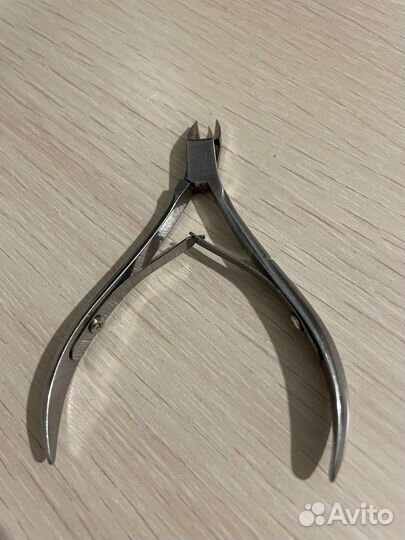 Щипцы для маникюра, ножницы для маникюра