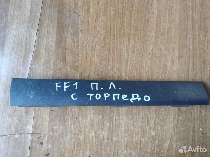 Накладка декоративная передняя левая Ford Focus 1