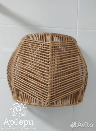 Бра из бумажной лозы