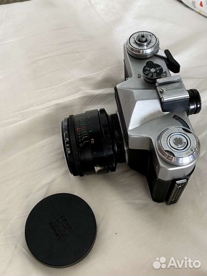 Плёночный фотоаппарат Зенит