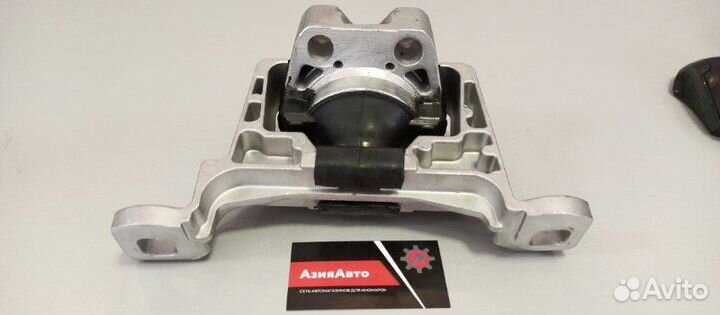 Подушка двигателя правая Ford Focus 3