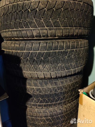 Bridgestone Blizzak DM-V2 225/60 R17