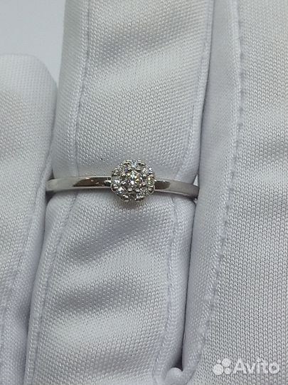 Золотое кольцо с камнем 16,5р