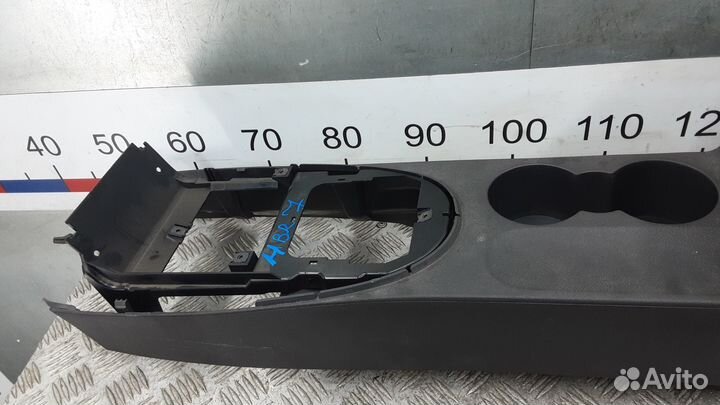 Подлокотник Volkswagen Touran I (2003–2010)