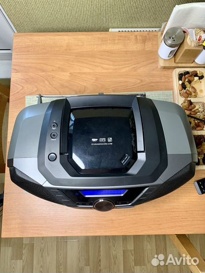 Philips музыкальный центр AZ780